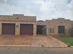 4 bedroom house for sale lenasia ext 6house for House in  Lenasia - 4 Bedroom House for sale Lenasia Ext 6